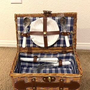 Wicker Picnic Basket Cloth Interior For 2